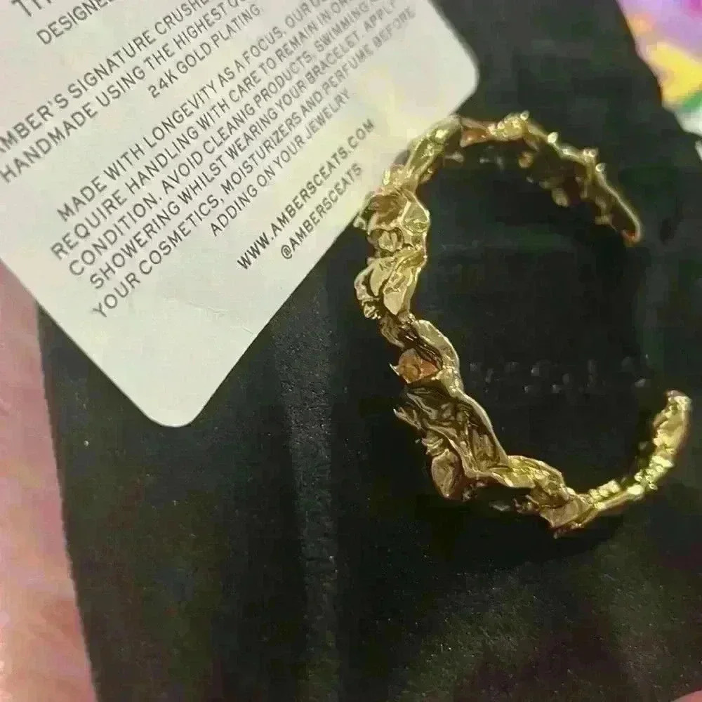 Gorgeous Amber Sceats Emery Bracelets - Picture 3 of 4